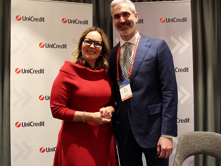 Teodora Petkova, direktorica Grupe UniCredit za Srednju i Istočnu Europu i Dan Bucsa, glavni ekonomist UniCredita za regiju Srednje i Istočne Europe